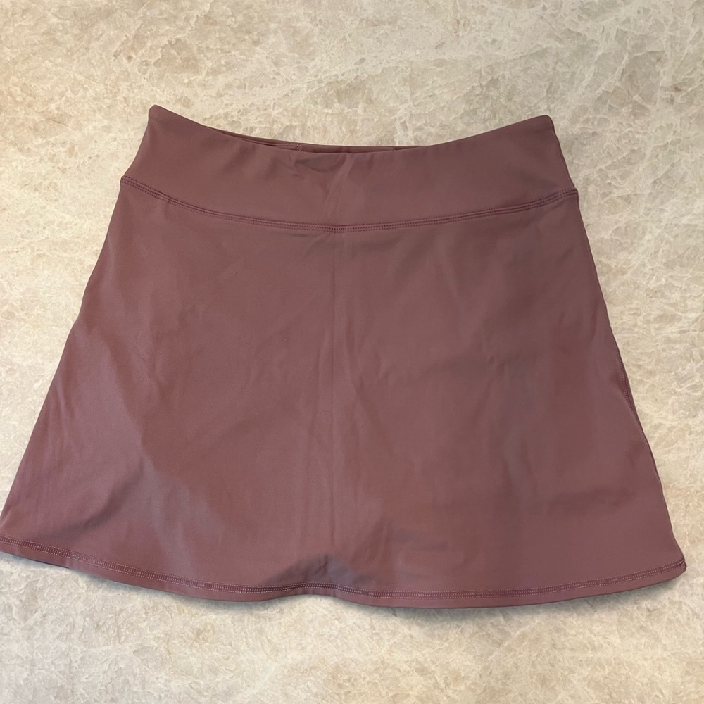Women’s mauve tennis skirt, never worn